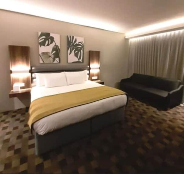 Hotel Infinity International Near Igi Airport New Delhi Exterior photo